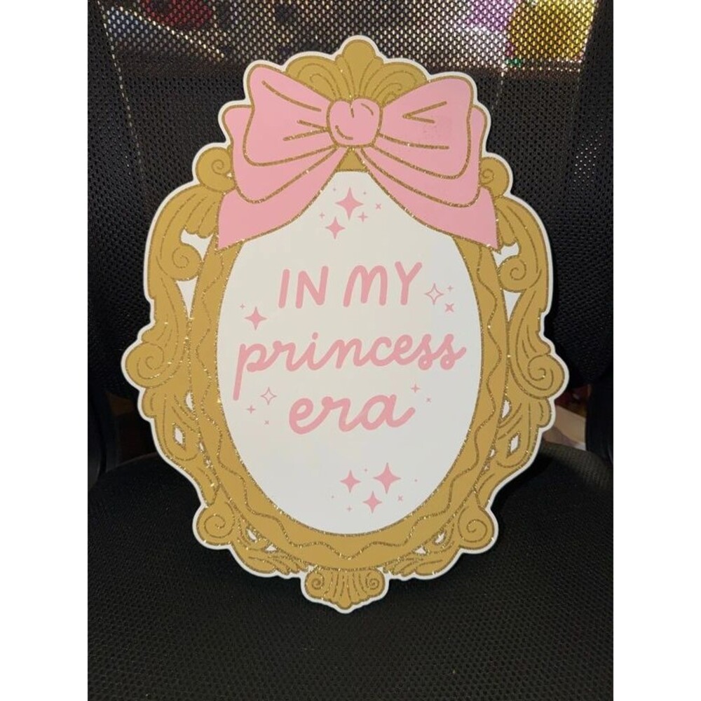 Adorable wall decor